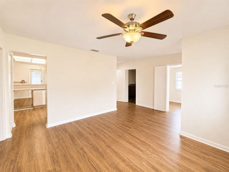For Rent: $3,500 (4 beds, 2 baths, 2093 Square Feet)