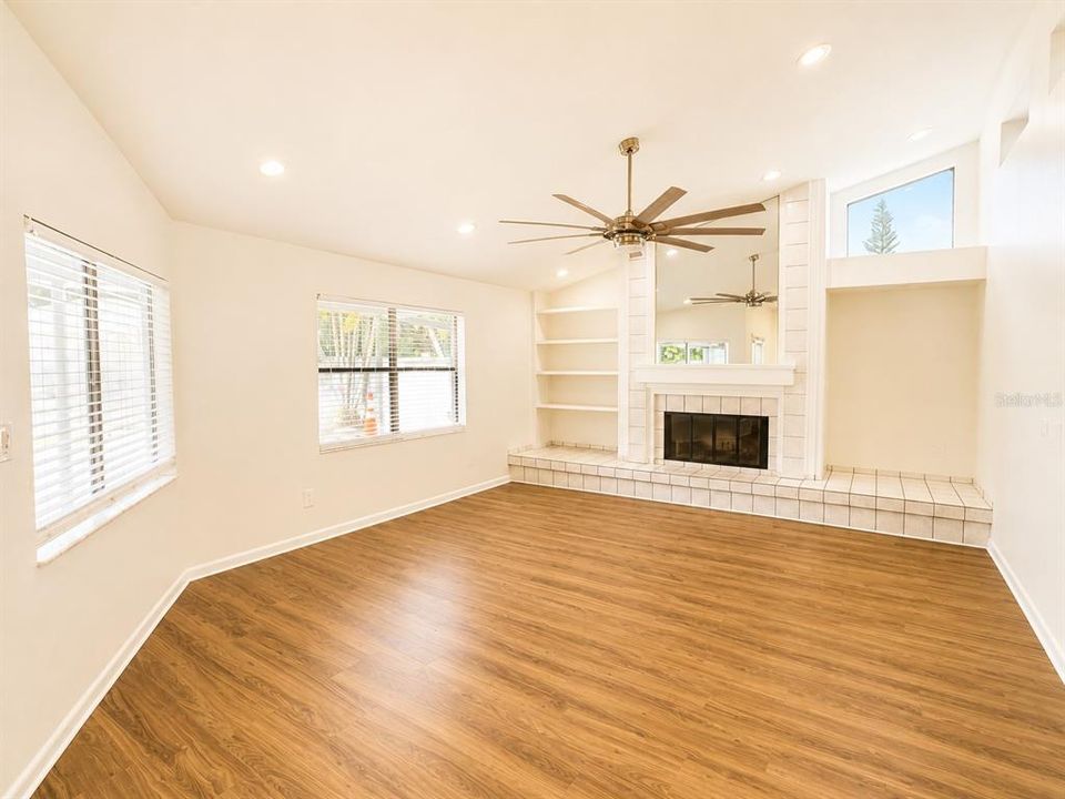 For Rent: $3,500 (4 beds, 2 baths, 2093 Square Feet)