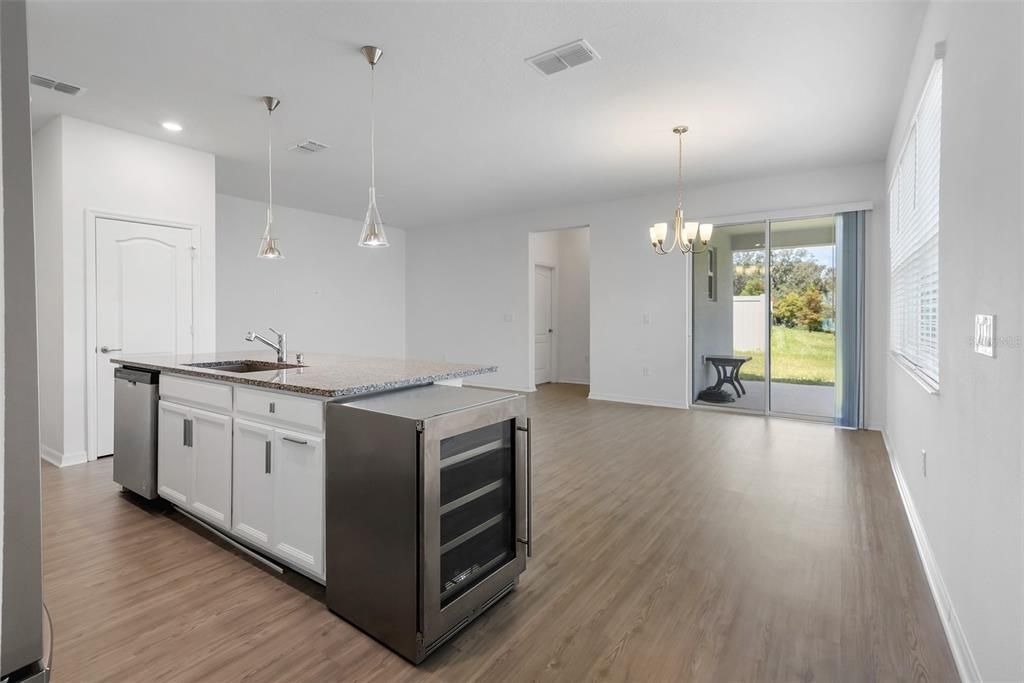 En Venta: $440,000 (3 camas, 2 baños, 1656 Pies cuadrados)
