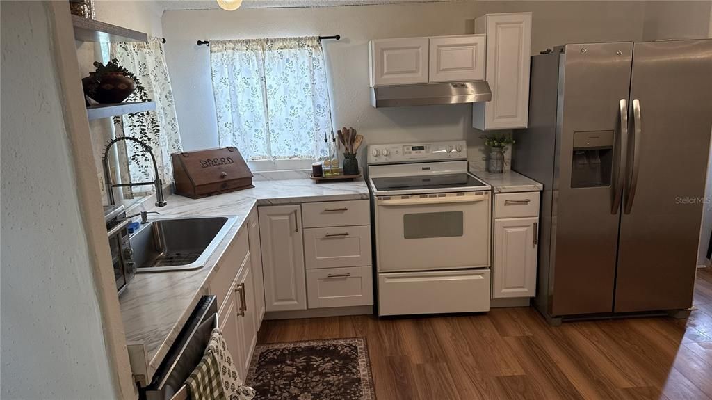 En Venta: $240,000 (3 camas, 2 baños, 1404 Pies cuadrados)