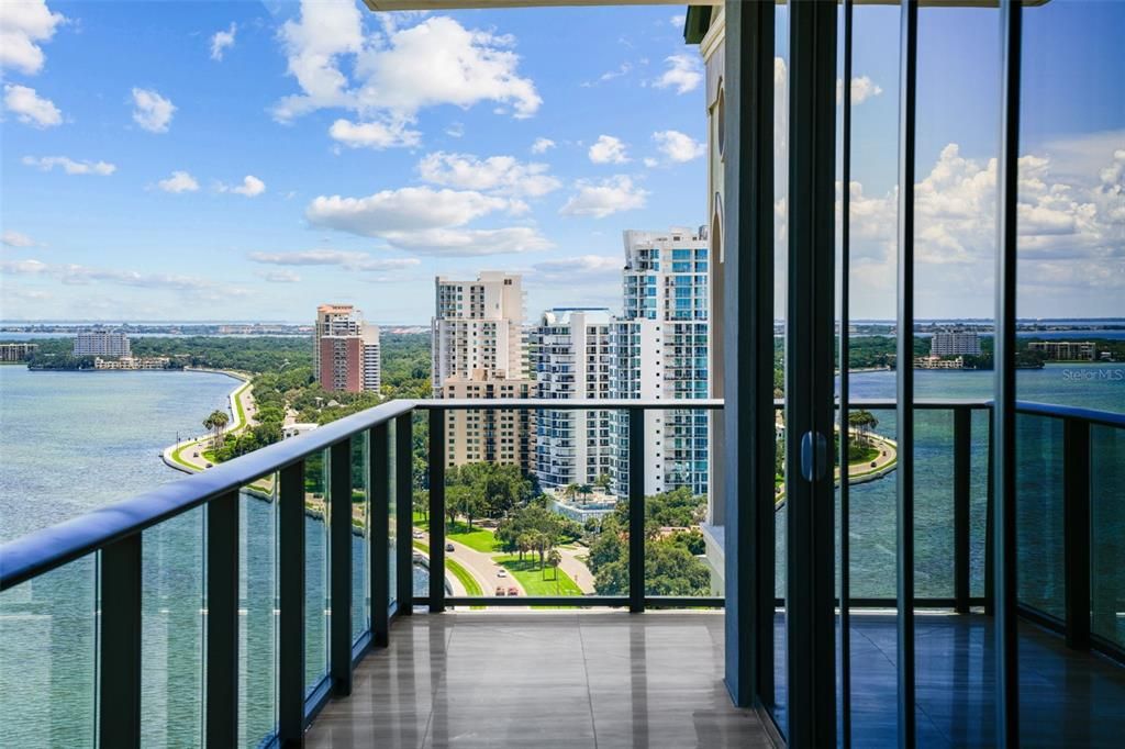 For Rent: $20,000 (3 beds, 3 baths, 2940 Square Feet)