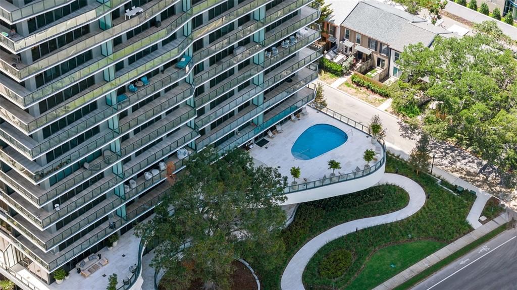 For Rent: $20,000 (3 beds, 3 baths, 2940 Square Feet)