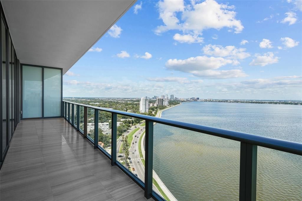 For Rent: $20,000 (3 beds, 3 baths, 2940 Square Feet)