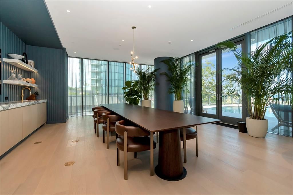 For Rent: $20,000 (3 beds, 3 baths, 2940 Square Feet)