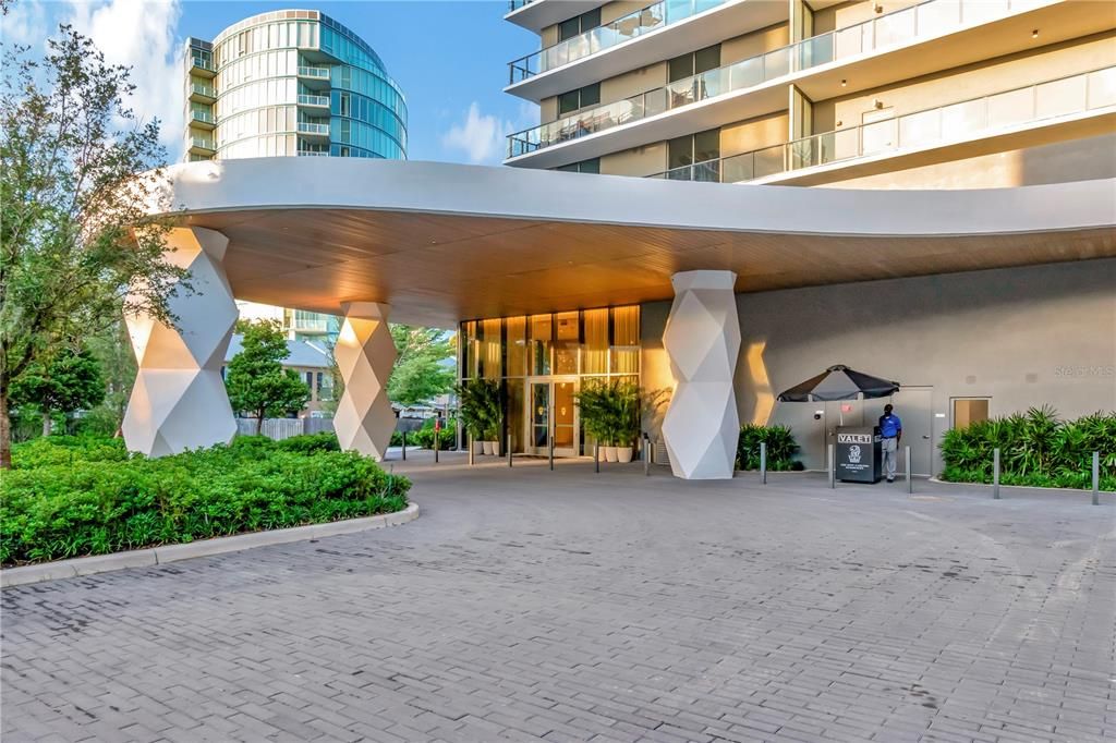 For Rent: $20,000 (3 beds, 3 baths, 2940 Square Feet)