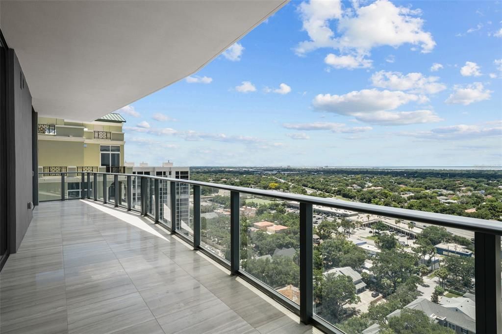 For Rent: $20,000 (3 beds, 3 baths, 2940 Square Feet)