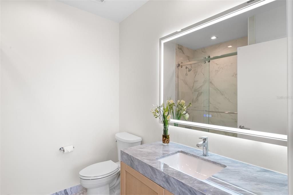 For Rent: $20,000 (3 beds, 3 baths, 2940 Square Feet)