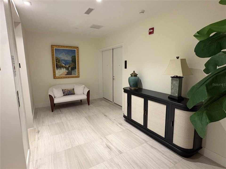 For Rent: $20,000 (3 beds, 3 baths, 2940 Square Feet)