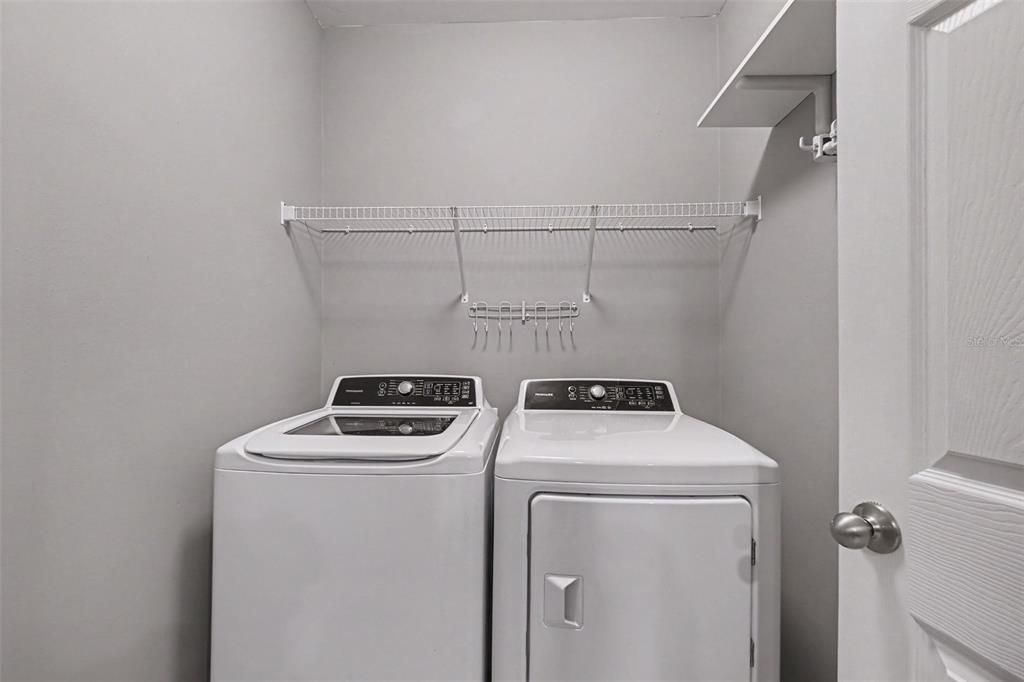 For Sale: $304,900 (2 beds, 2 baths, 1510 Square Feet)
