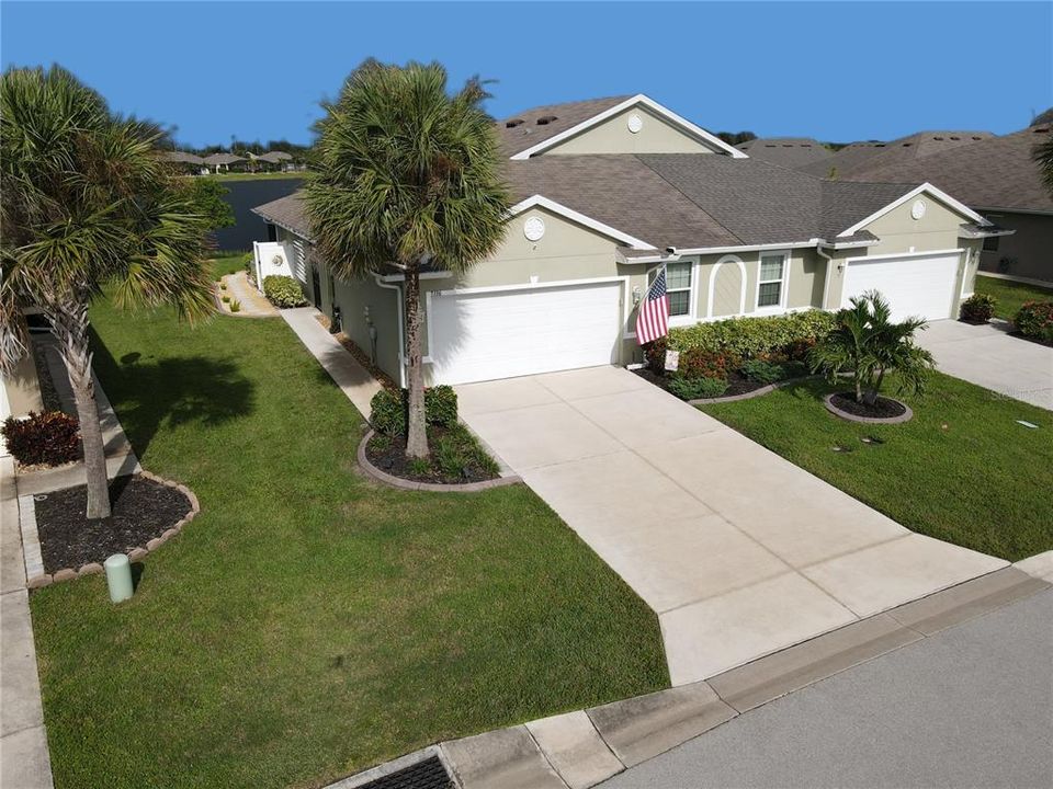 For Sale: $304,900 (2 beds, 2 baths, 1510 Square Feet)