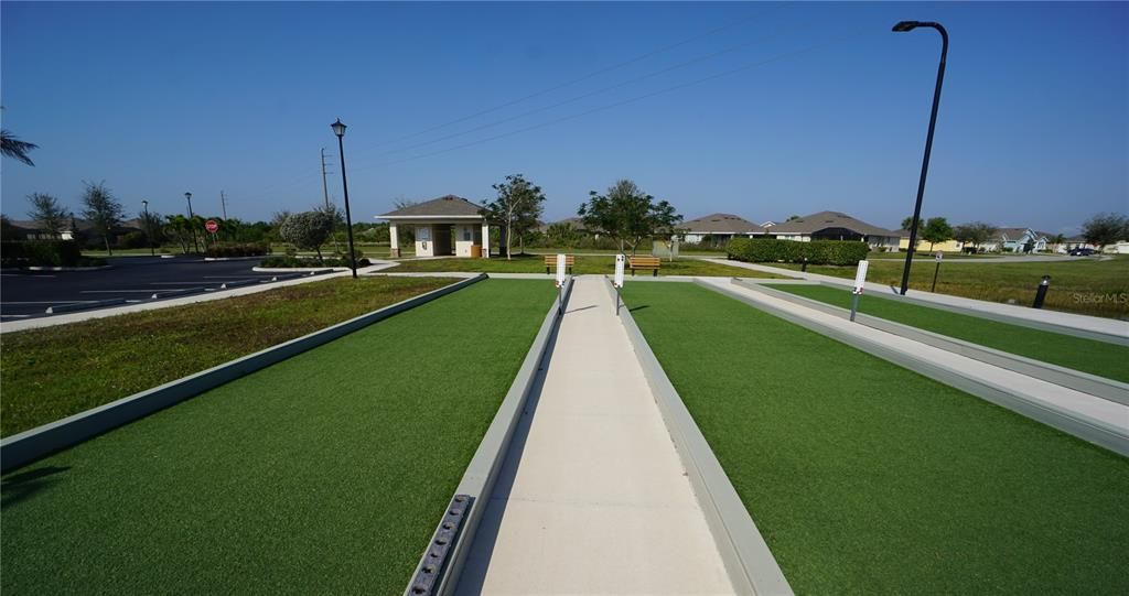 For Sale: $304,900 (2 beds, 2 baths, 1510 Square Feet)