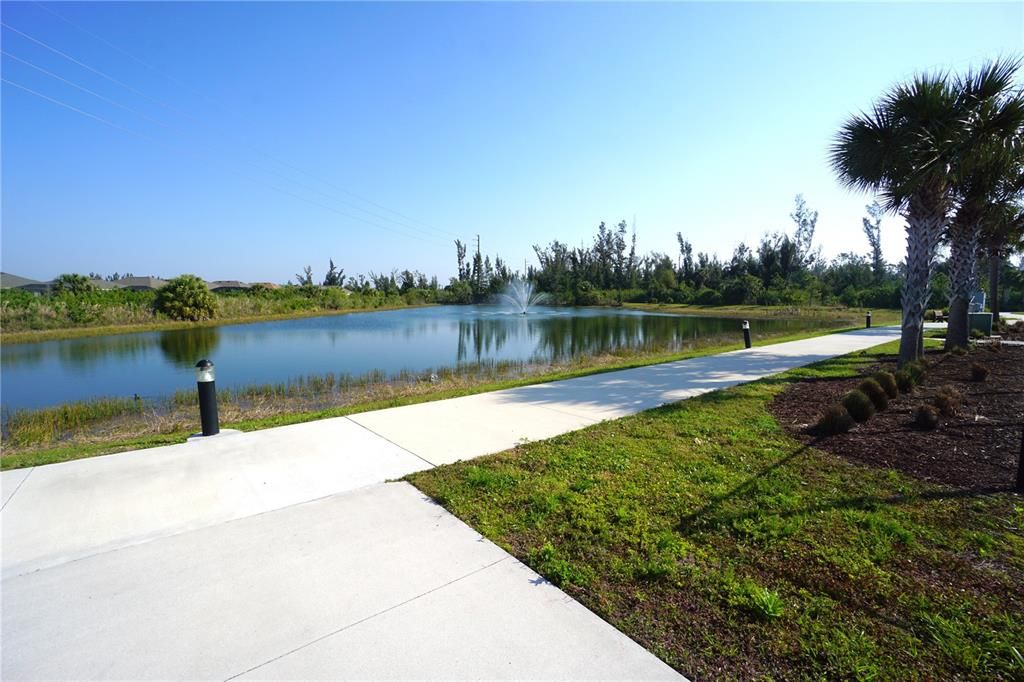 For Sale: $304,900 (2 beds, 2 baths, 1510 Square Feet)