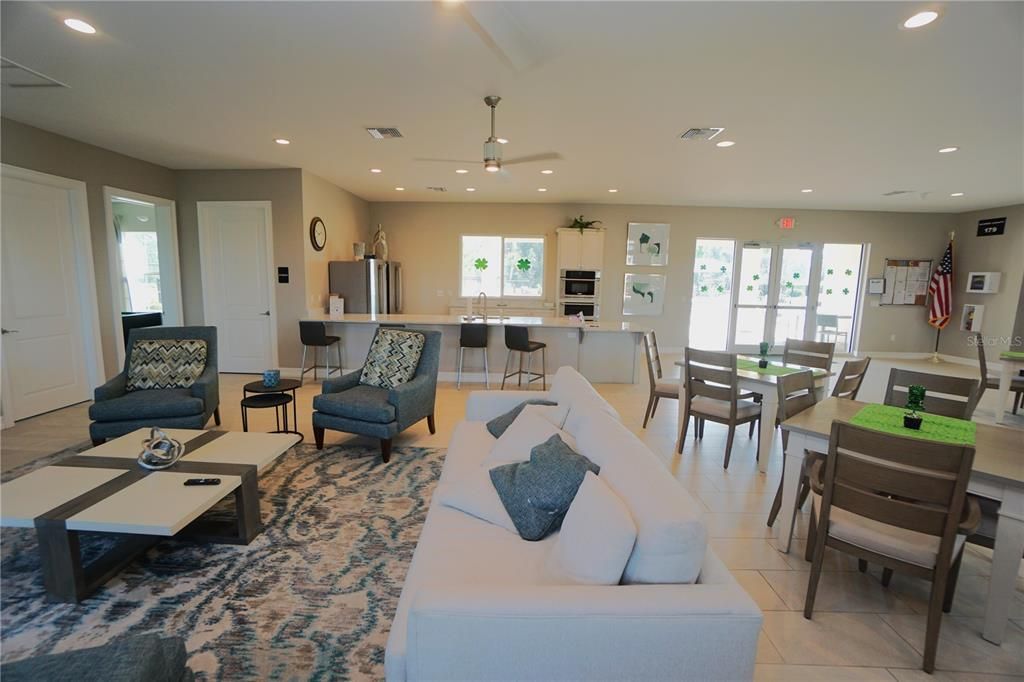 For Sale: $304,900 (2 beds, 2 baths, 1510 Square Feet)