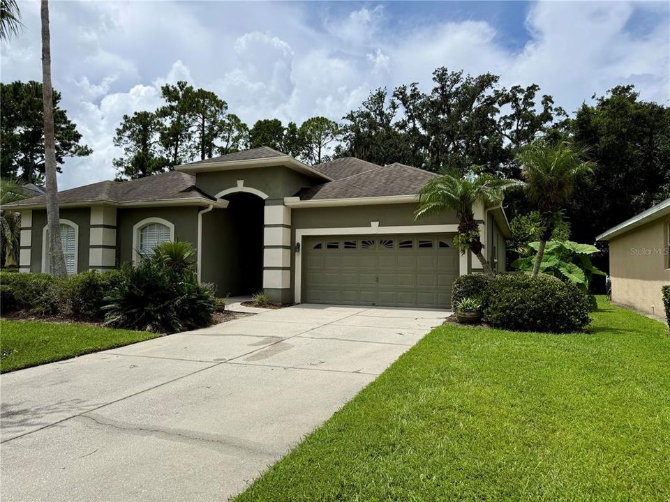 For Sale: $625,000 (3 beds, 2 baths, 2249 Square Feet)