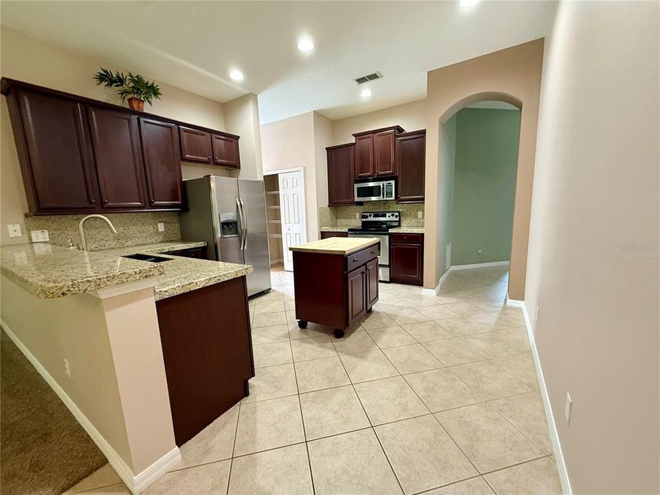 For Sale: $625,000 (3 beds, 2 baths, 2249 Square Feet)