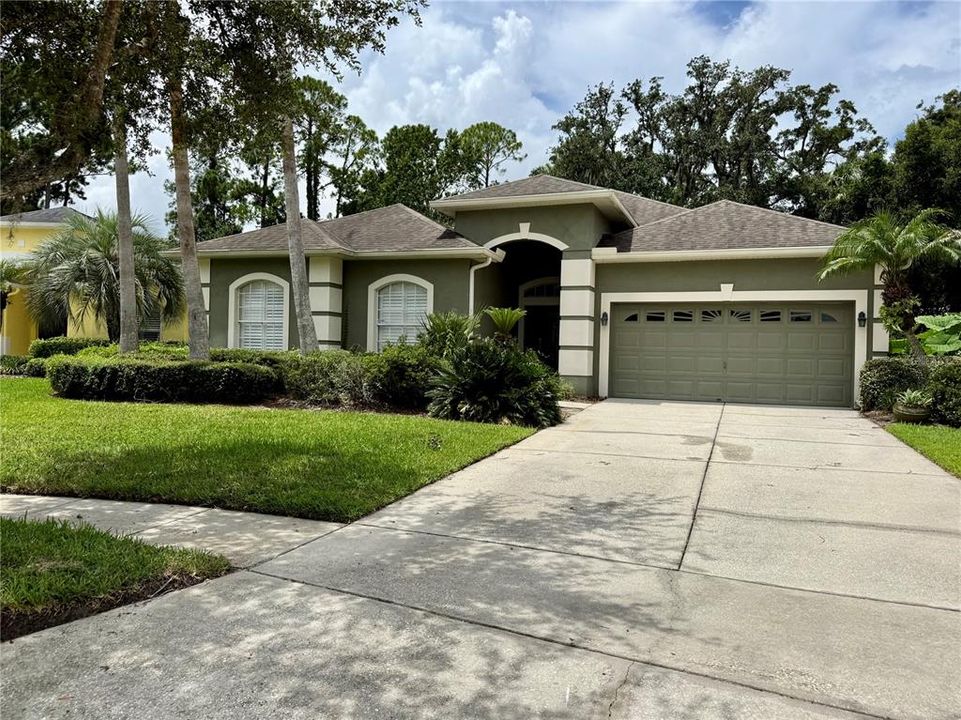 For Sale: $625,000 (3 beds, 2 baths, 2249 Square Feet)