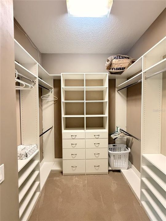 В аренду: $3,490 (3 спален, 2 ванн, 1874 Квадратных фут)