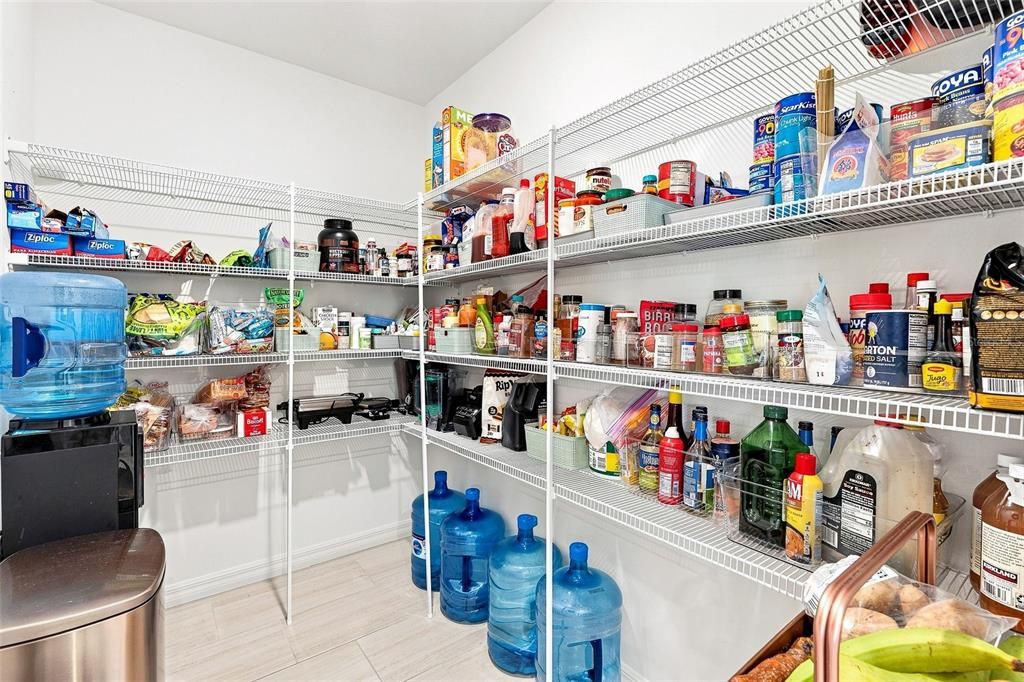 На продажу: $415,000 (4 спален, 3 ванн, 2557 Квадратных фут)
