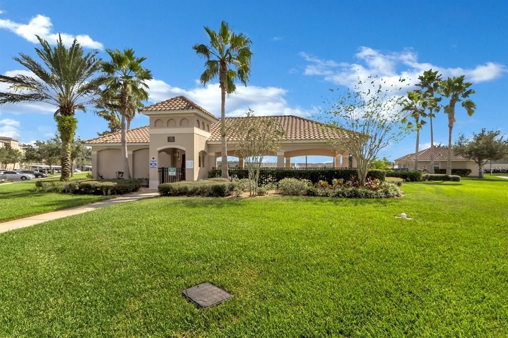 For Sale: $255,000 (3 beds, 2 baths, 1433 Square Feet)