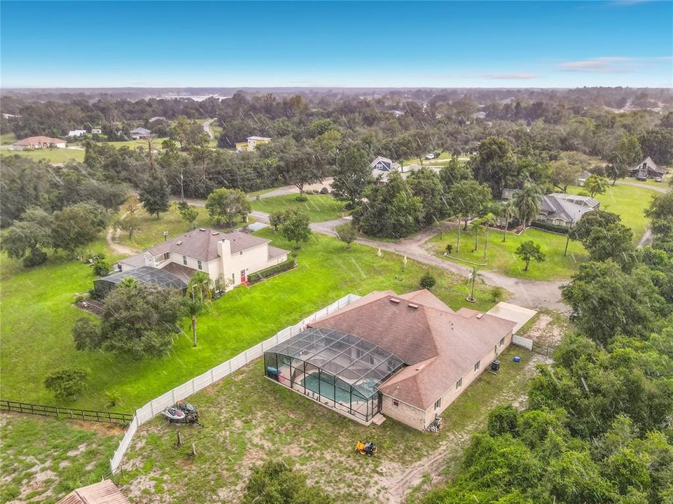 En Venta: $629,900 (4 camas, 3 baños, 2258 Pies cuadrados)