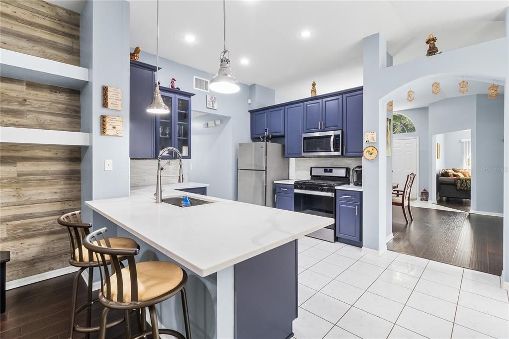 For Sale: $399,900 (3 beds, 2 baths, 1858 Square Feet)