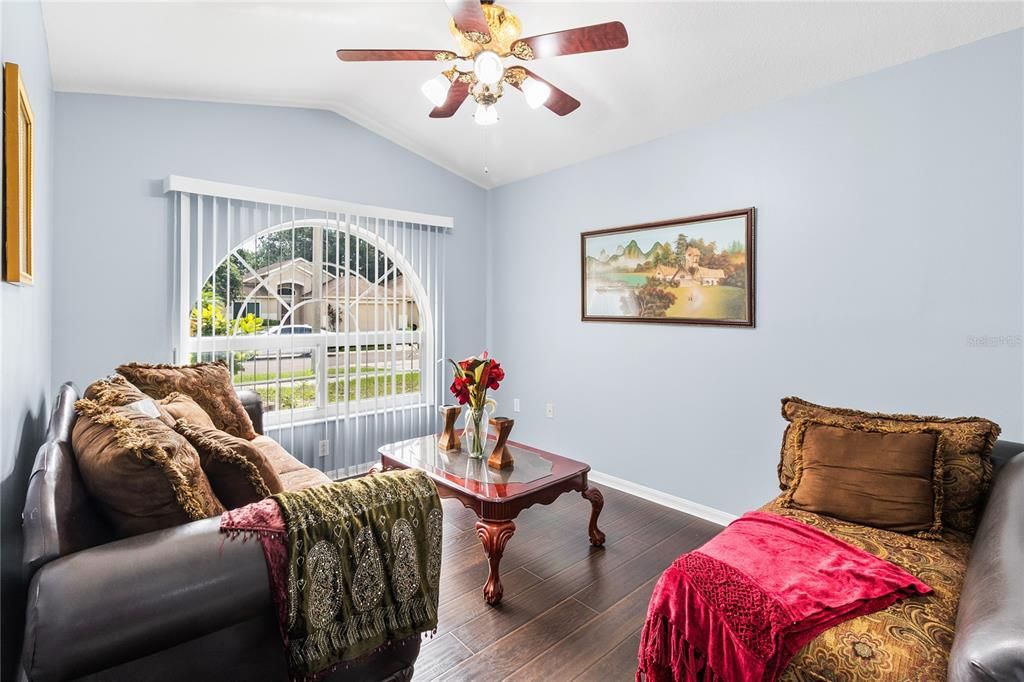 For Sale: $399,900 (3 beds, 2 baths, 1858 Square Feet)