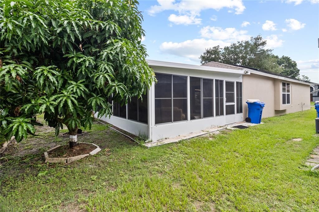 For Sale: $399,900 (3 beds, 2 baths, 1858 Square Feet)