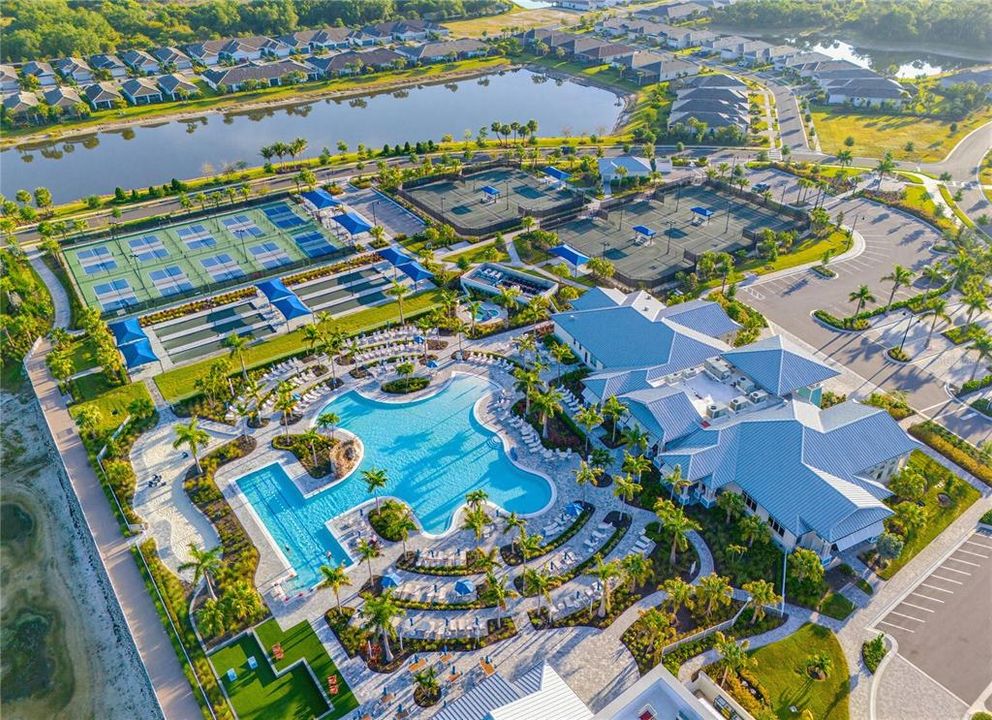 Activo con contrato: $575,000 (2 camas, 2 baños, 1405 Pies cuadrados)