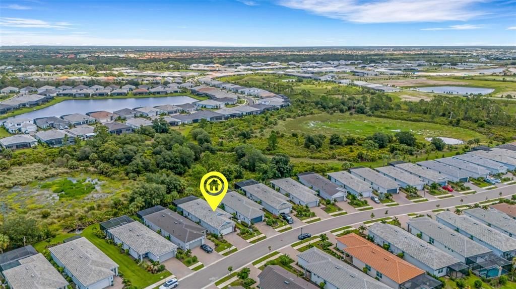 Activo con contrato: $575,000 (2 camas, 2 baños, 1405 Pies cuadrados)