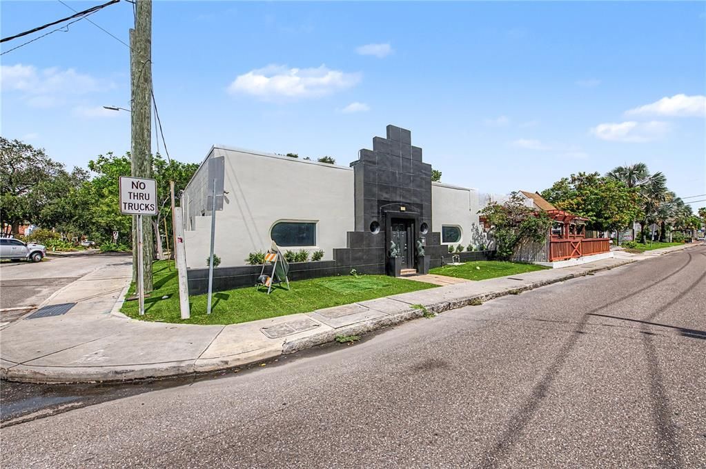 For Sale: $180,000 (0 beds, 0 baths, 2003 Square Feet)