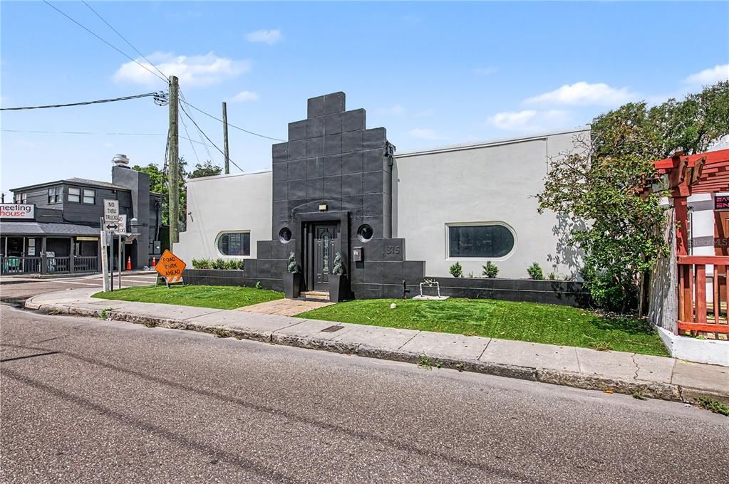 For Sale: $180,000 (0 beds, 0 baths, 2003 Square Feet)