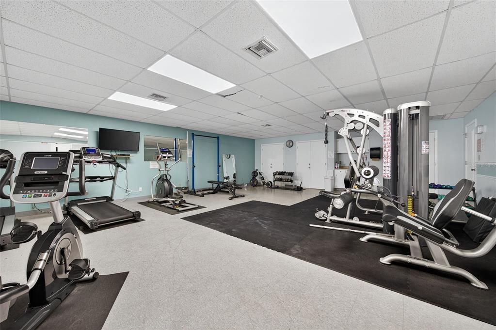 For Rent: $1,650 (2 beds, 2 baths, 976 Square Feet)