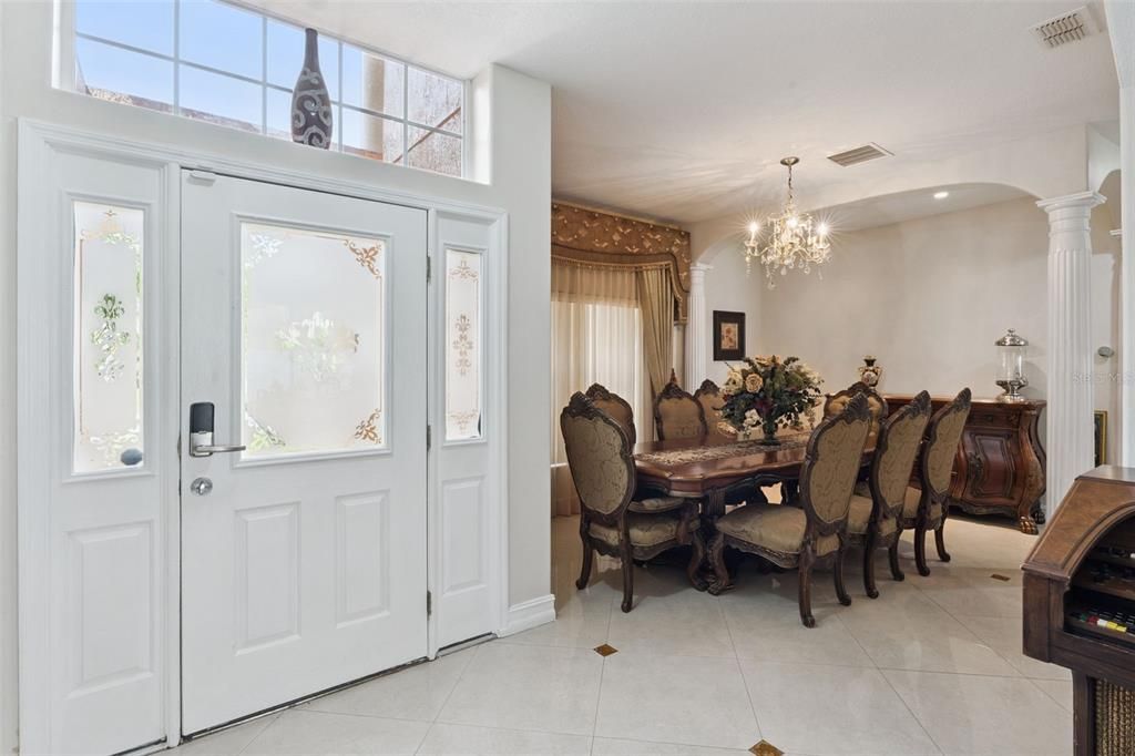 En Venta: $425,000 (4 camas, 3 baños, 2679 Pies cuadrados)