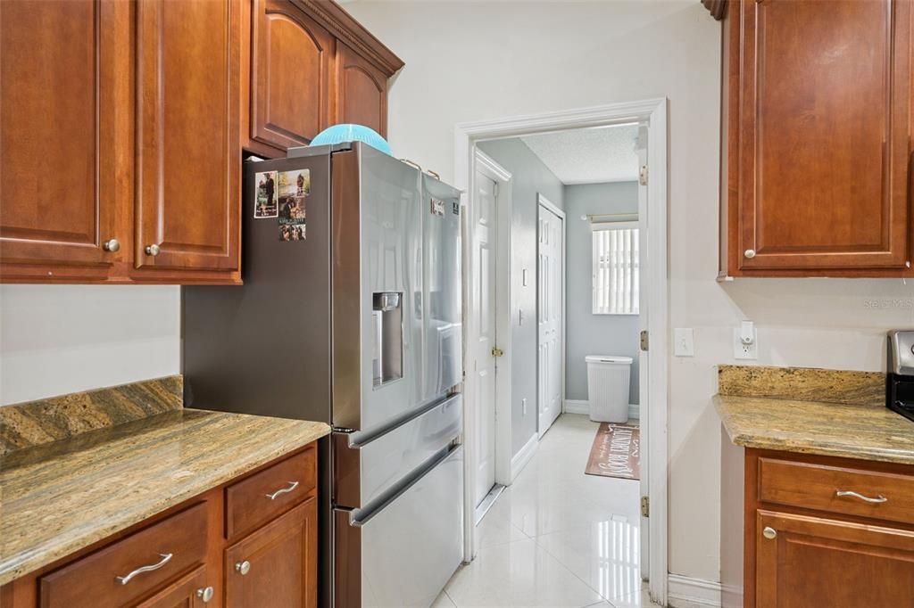 En Venta: $425,000 (4 camas, 3 baños, 2679 Pies cuadrados)