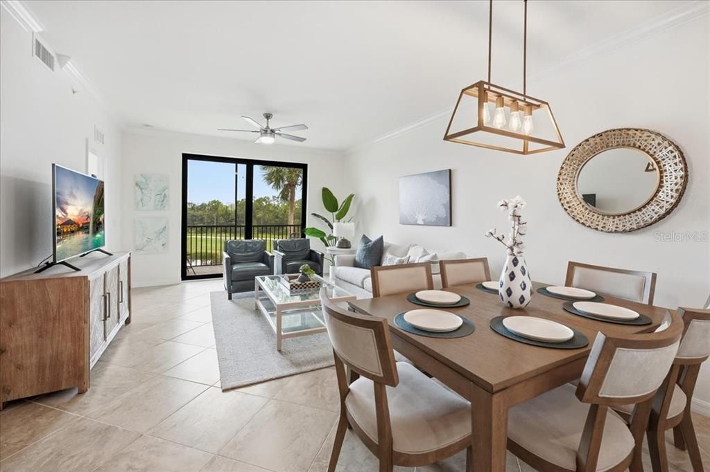 For Sale: $290,000 (2 beds, 2 baths, 1121 Square Feet)