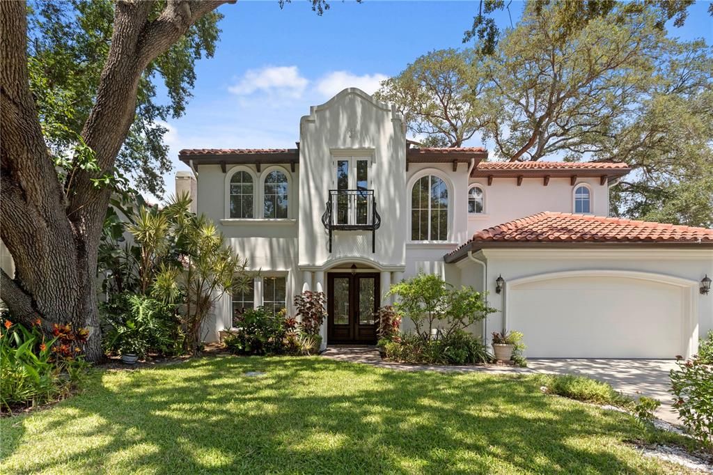 En Venta: $1,879,000 (5 camas, 4 baños, 3992 Pies cuadrados)