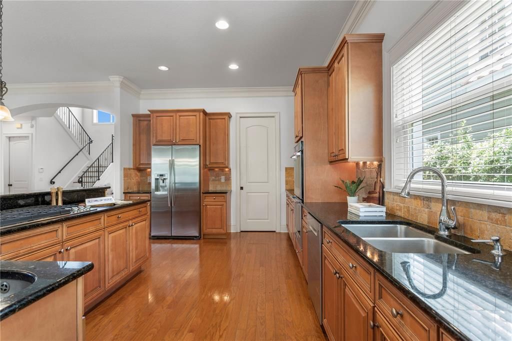 En Venta: $1,879,000 (5 camas, 4 baños, 3992 Pies cuadrados)