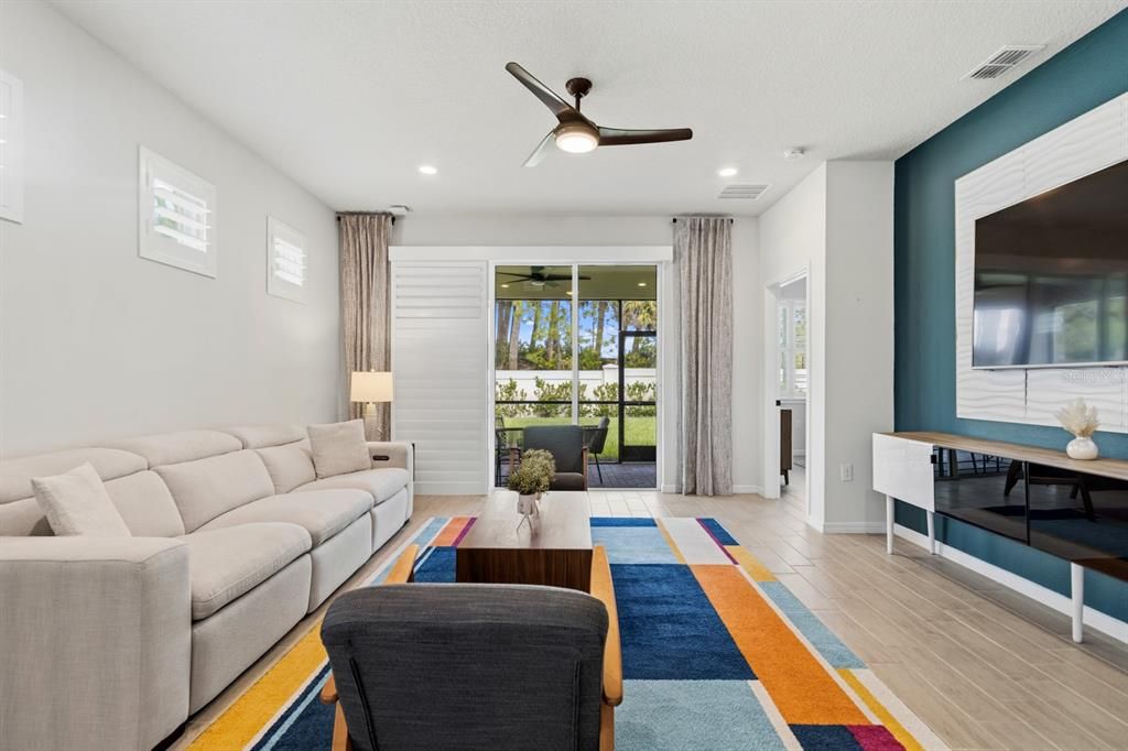 For Rent: $2,595 (3 beds, 2 baths, 1584 Square Feet)