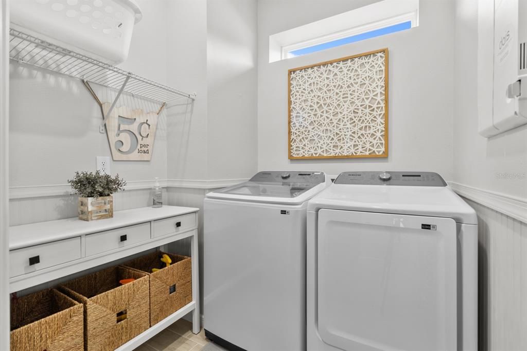 For Rent: $2,595 (3 beds, 2 baths, 1584 Square Feet)