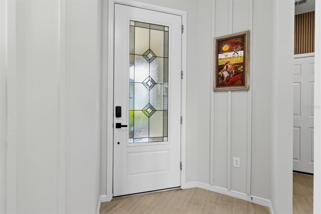 For Rent: $2,595 (3 beds, 2 baths, 1584 Square Feet)