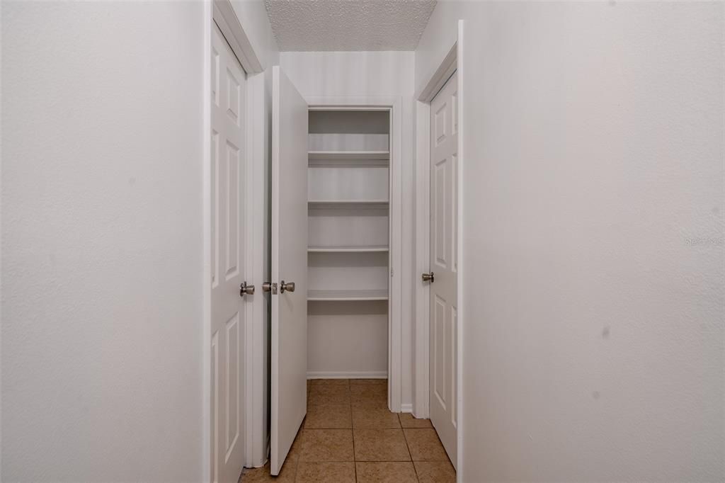 En Venta: $257,900 (3 camas, 1 baños, 1000 Pies cuadrados)