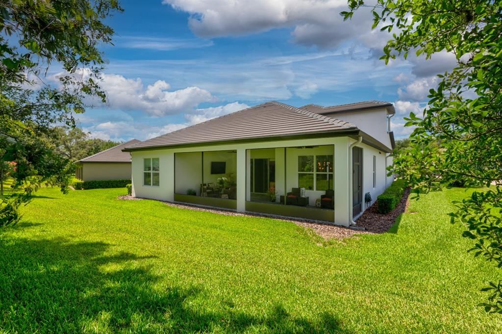 For Sale: $800,000 (4 beds, 3 baths, 2826 Square Feet)