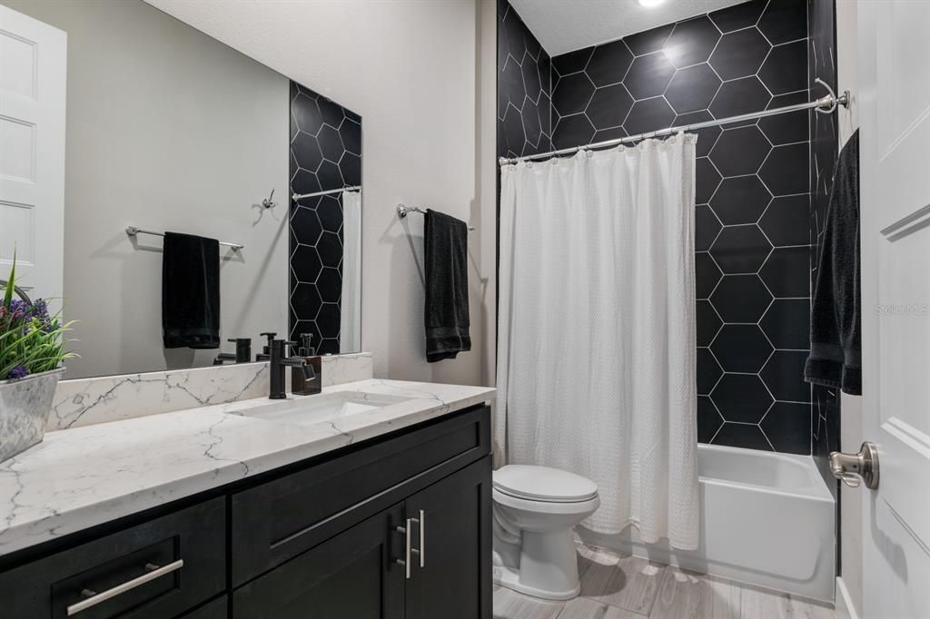 For Sale: $800,000 (4 beds, 3 baths, 2826 Square Feet)