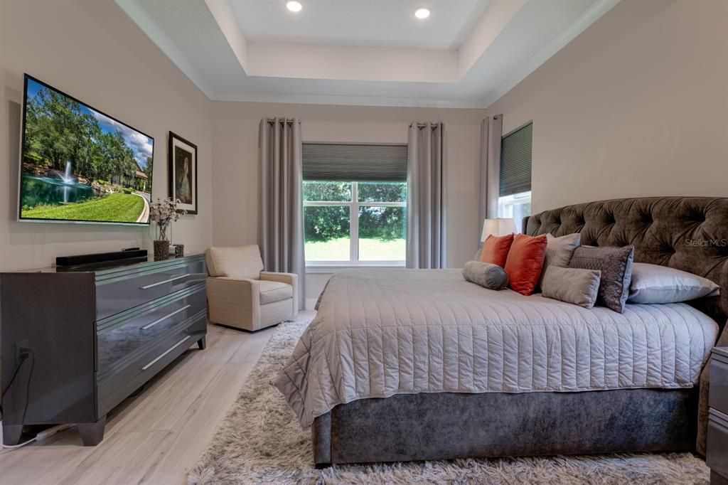 For Sale: $800,000 (4 beds, 3 baths, 2826 Square Feet)