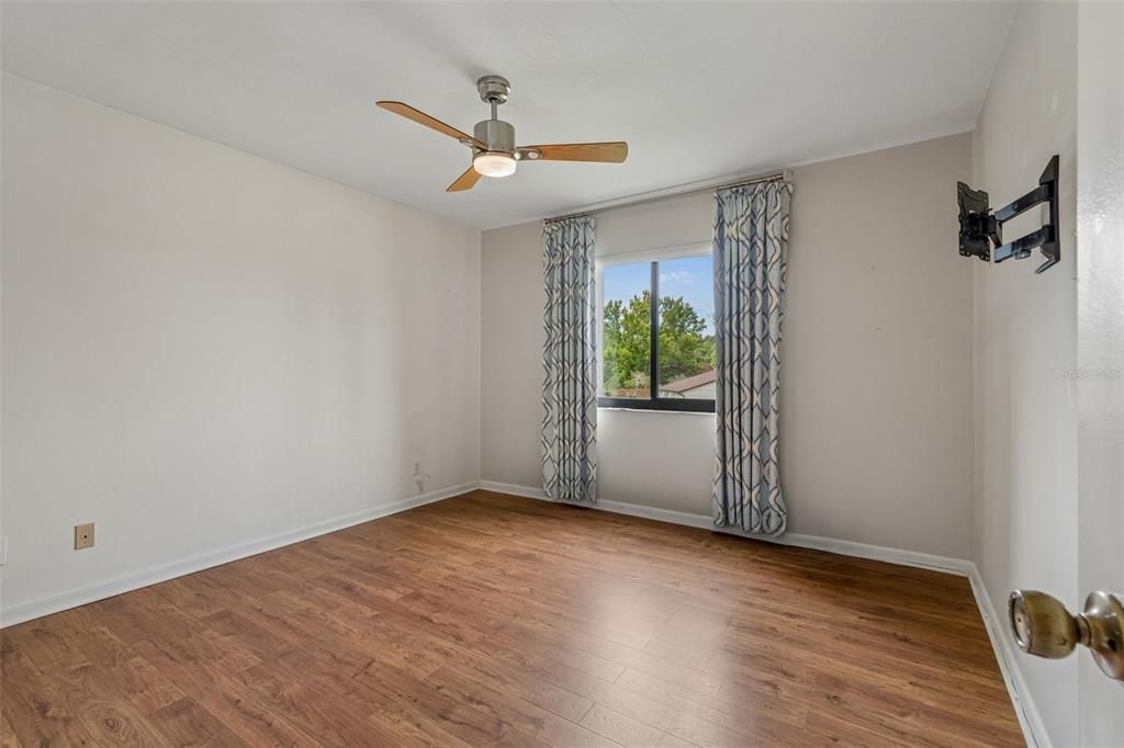 Active With Contract: $750,000 (4 beds, 2 baths, 2756 Square Feet)