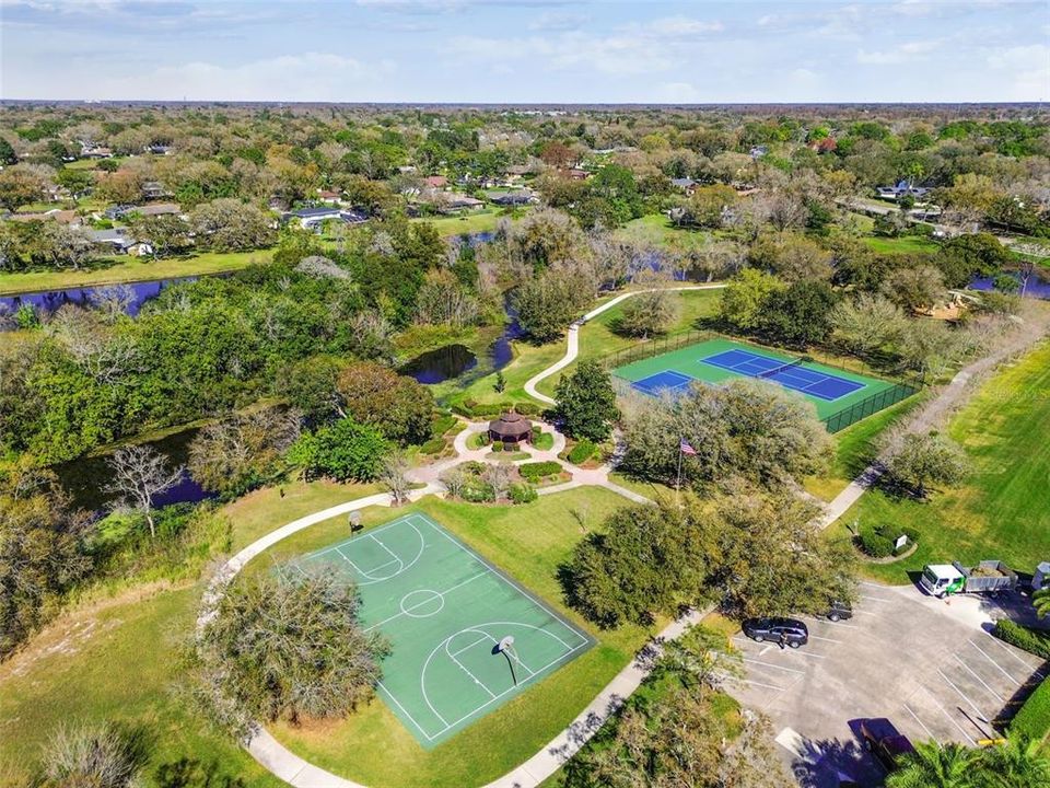 Active With Contract: $750,000 (4 beds, 2 baths, 2756 Square Feet)