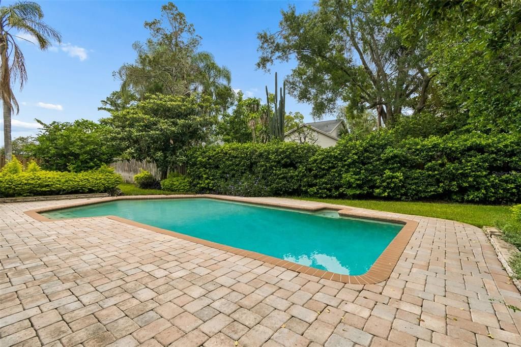 Active With Contract: $750,000 (4 beds, 2 baths, 2756 Square Feet)