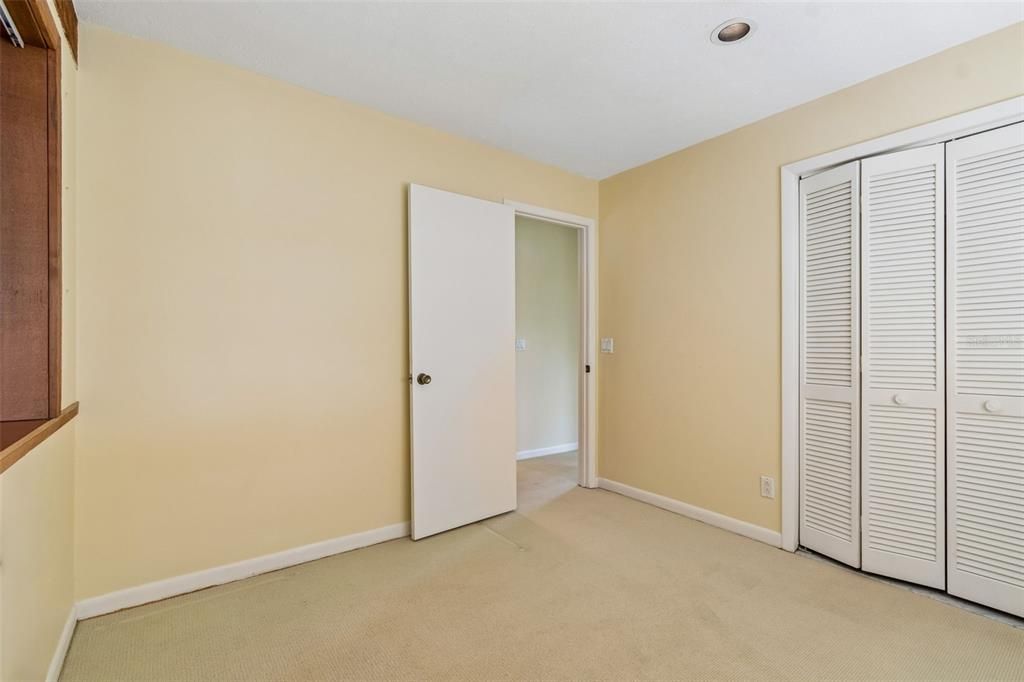 Active With Contract: $750,000 (4 beds, 2 baths, 2756 Square Feet)
