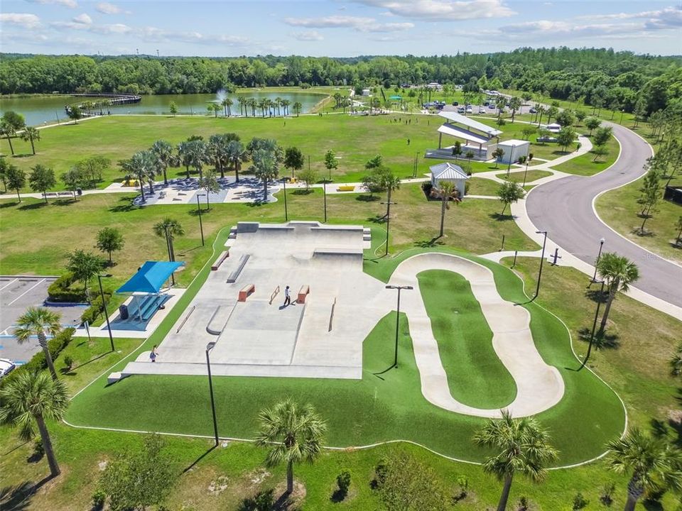 Active With Contract: $750,000 (4 beds, 2 baths, 2756 Square Feet)