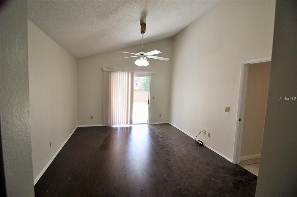 For Rent: $2,475 (3 beds, 2 baths, 1625 Square Feet)